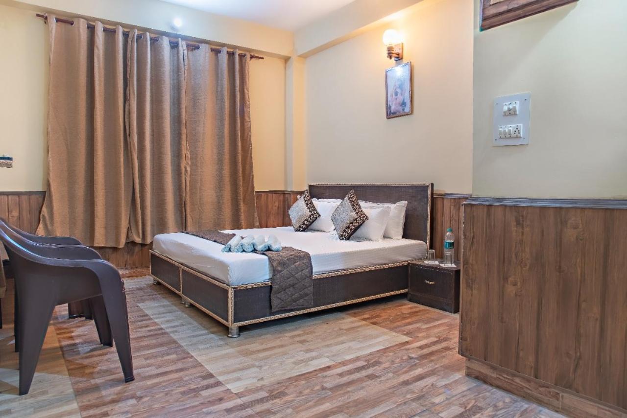 Pine Villa Kasauli Zewnętrze zdjęcie