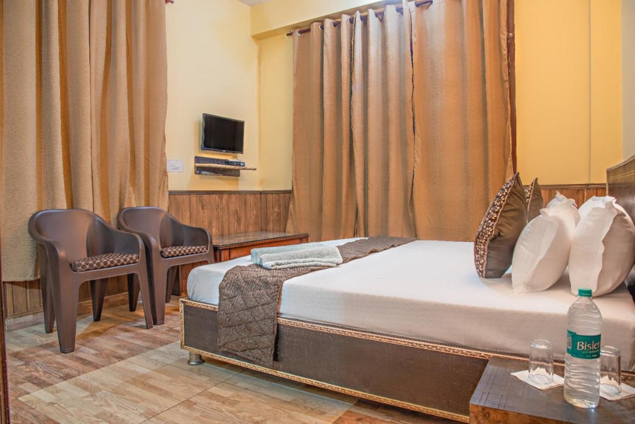 Pine Villa Kasauli Zewnętrze zdjęcie