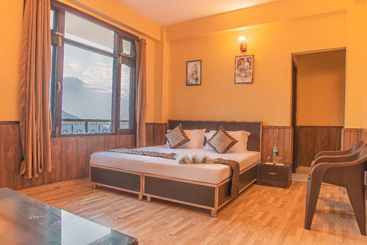Pine Villa Kasauli Zewnętrze zdjęcie