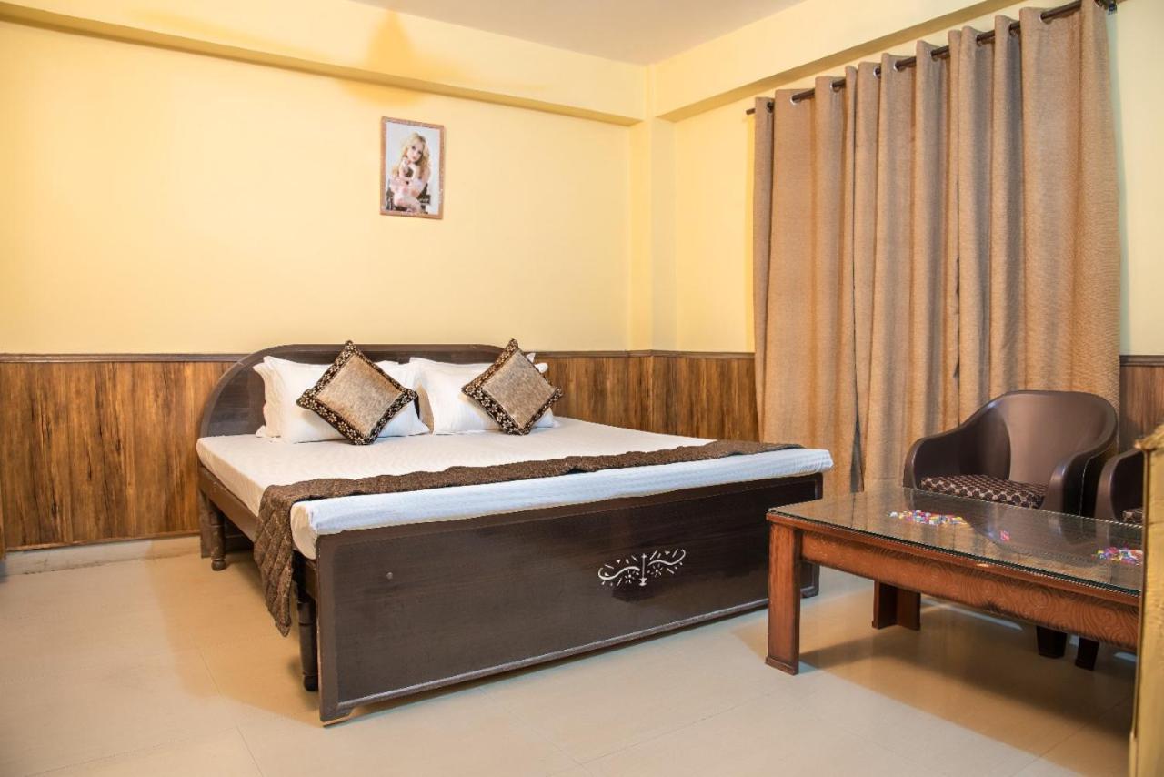 Pine Villa Kasauli Zewnętrze zdjęcie